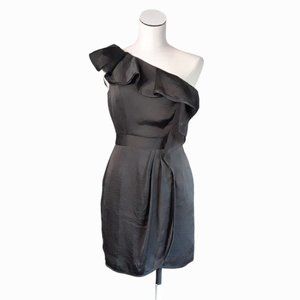 BCBGeneration • size 6 • off the shoulder dress black ruffle sexy KYI60495